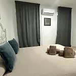 Ds Lealhomes, Patio And Terrace *