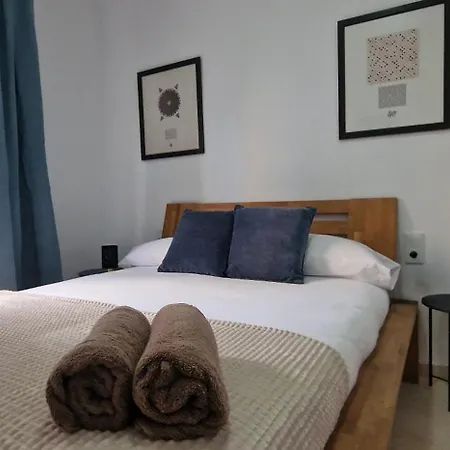 Ds Lealhomes, Patio And Terrace Cordoba